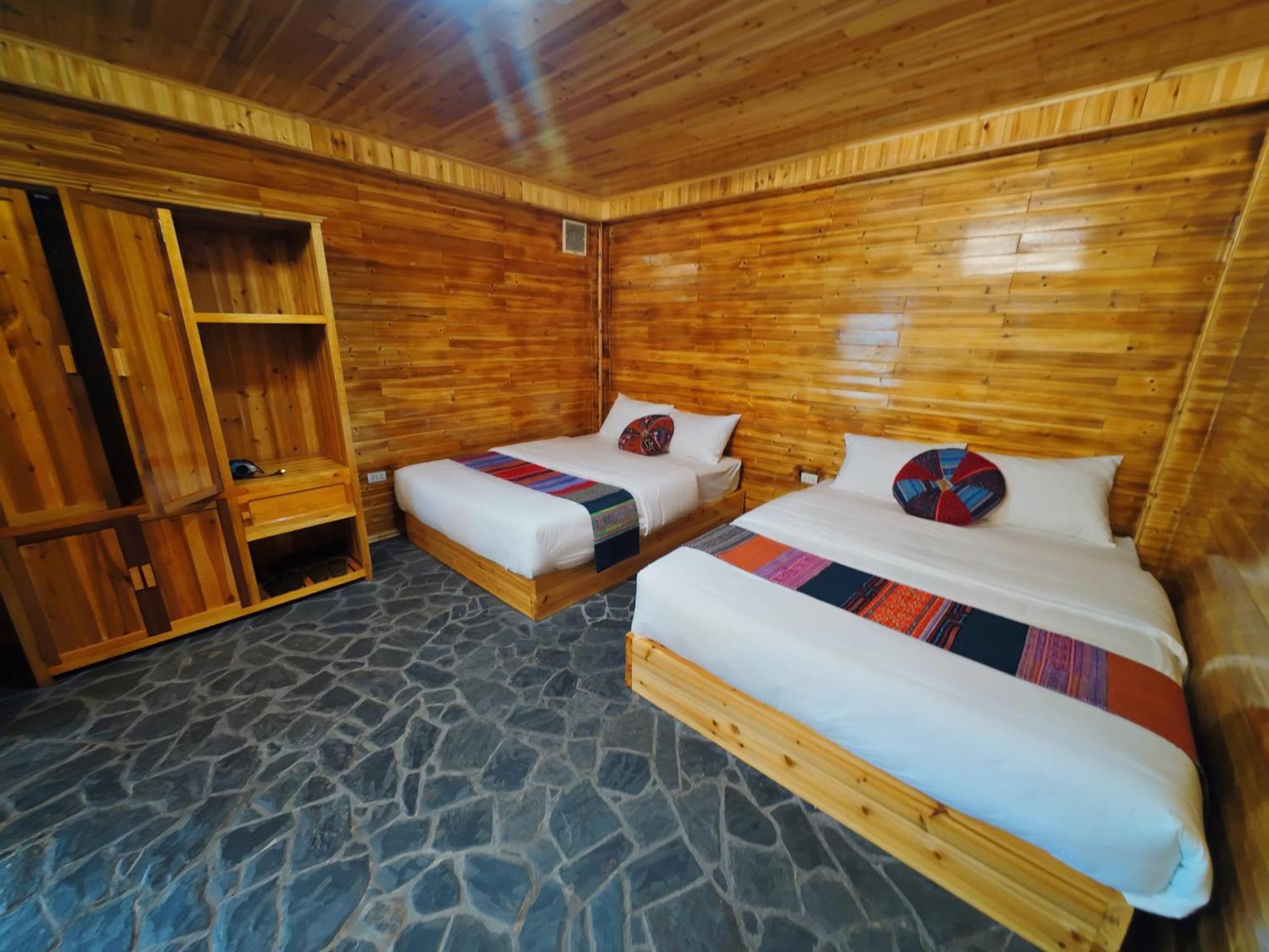Resort Mt House 3*