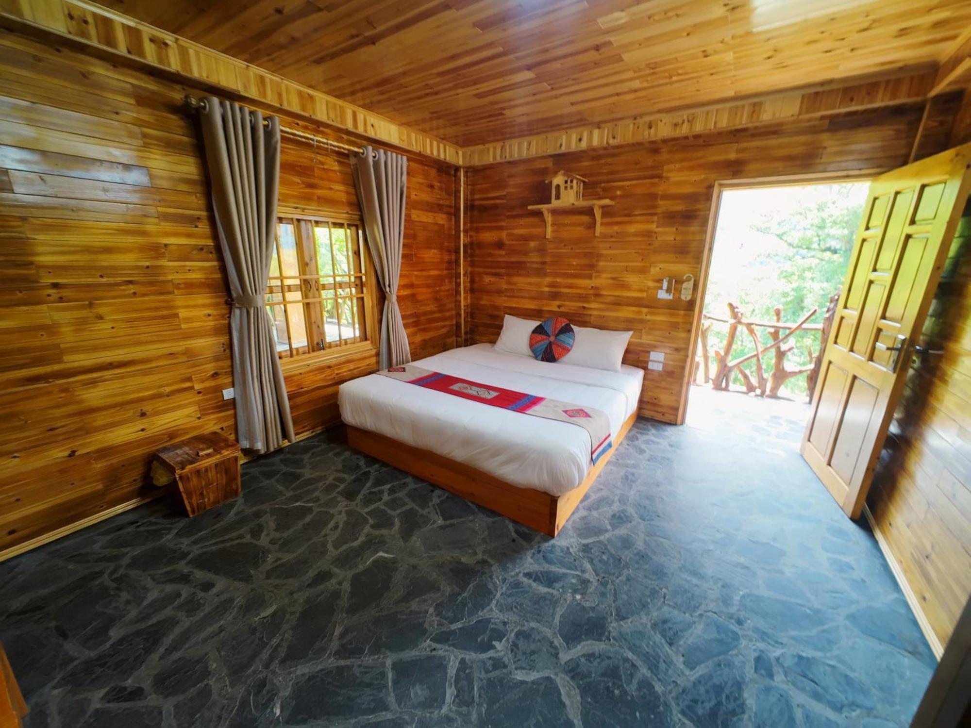 Mt House 3*